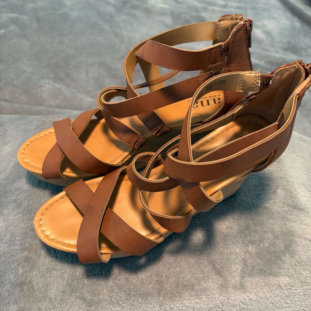 a.n.a Women's Brown Strappy Sandals